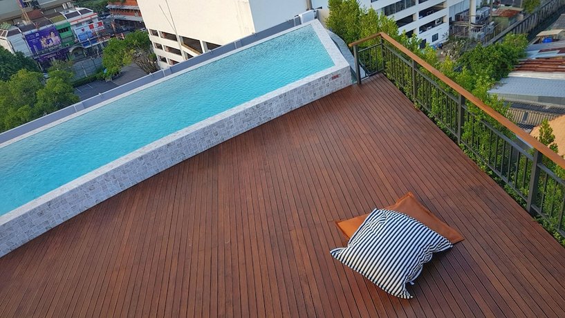 EcoLoft Hotel