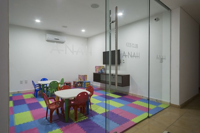 Anah Suites
