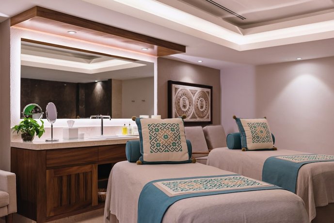 Sheraton Buganvilias All Inclusive Resort