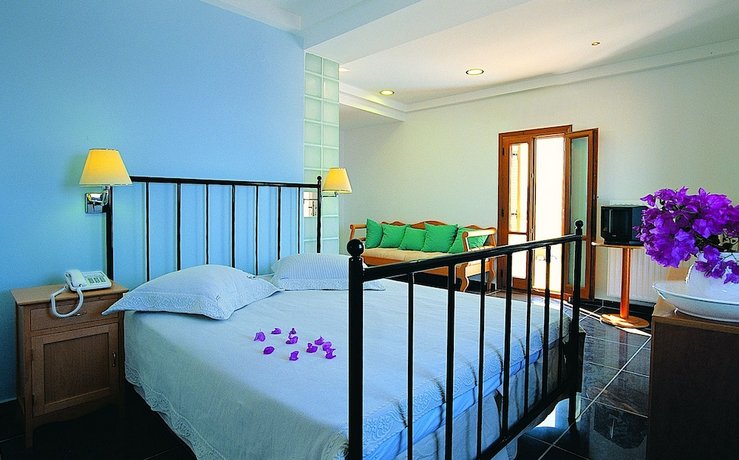 Theoxenia Boutique Hotel