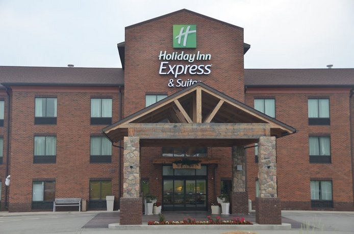 Holiday Inn Express & Suites Donegal