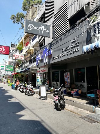 Shooters Guesthouse