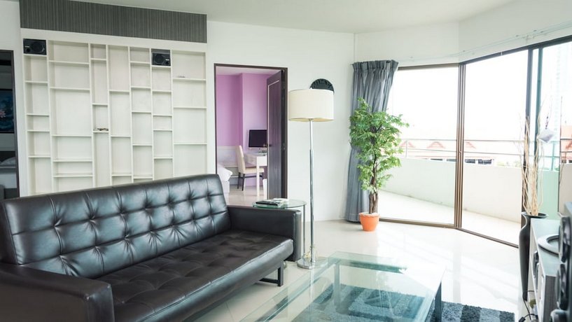 TW Luxury Beach Aparthotel