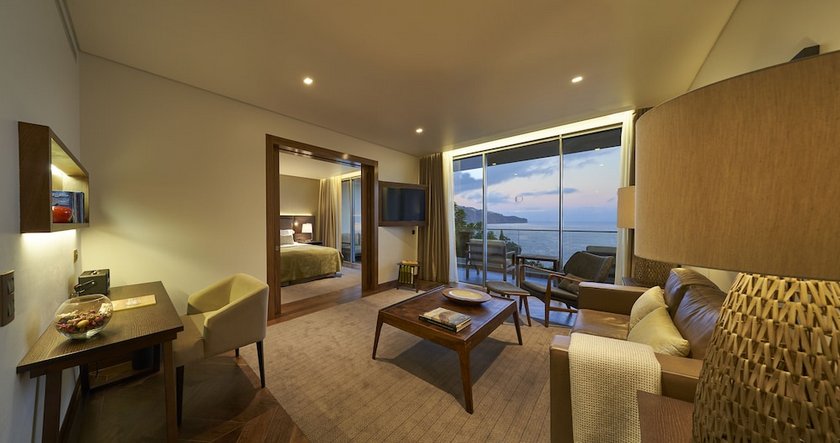 Les Suites at Cliff Bay Portobay