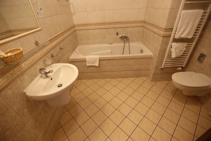 Hotel Renesance Krasna Kralovna