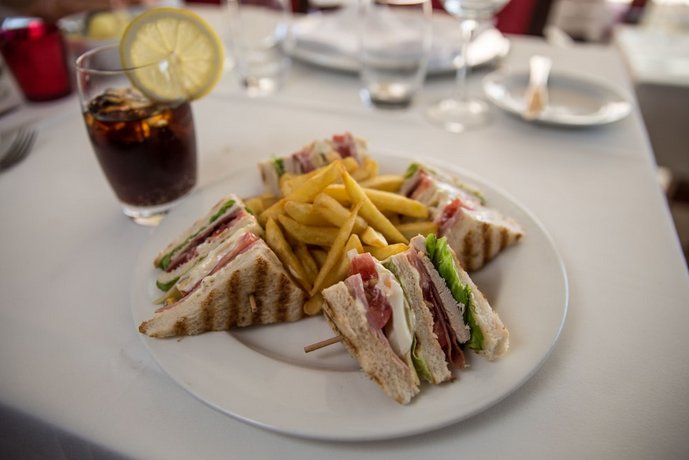 Bar_Restaurant