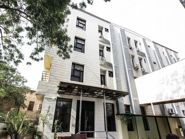 OYO Flagship 15357 Hotel Palm's