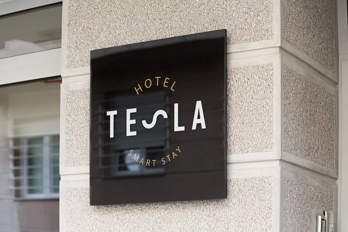 Hotel TESLA - Smart Stay Garni