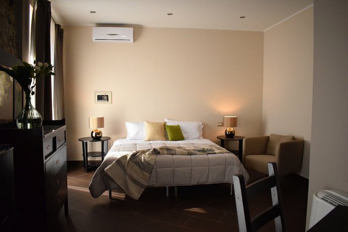 Cento Tari' Guest House