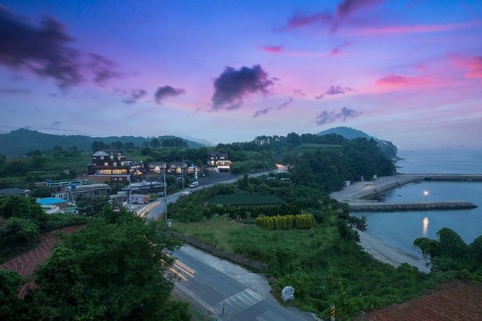 Geoje GeoGa Pension