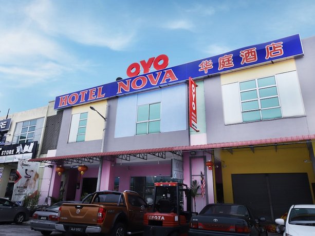 OYO 43934 Nova Hotel