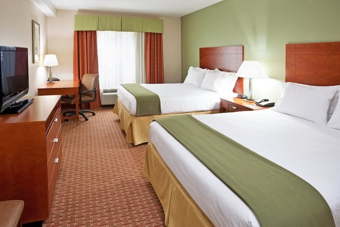 Holiday Inn Express & Suites Niagara Falls