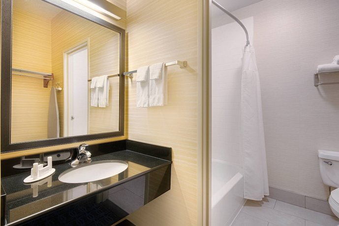 Fairfield Inn & Suites Austin-University Area