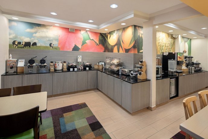 Fairfield Inn & Suites Austin-University Area