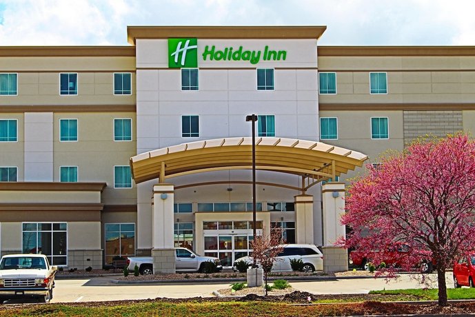 Holiday Inn Salina Salina Municipal Airport United States thumbnail