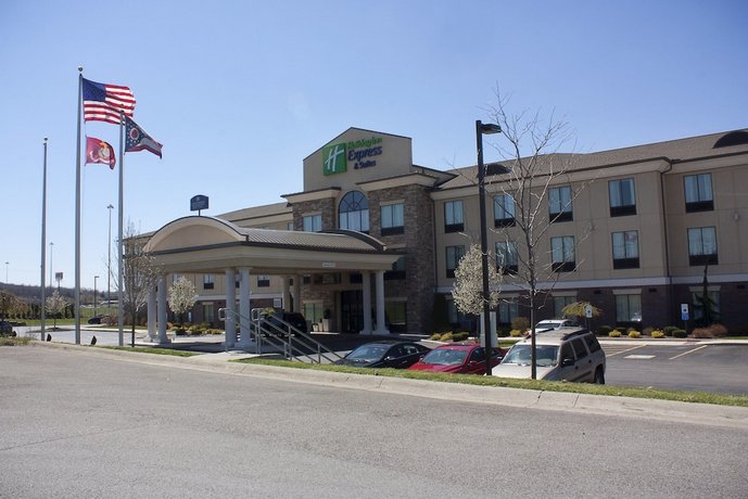 Holiday Inn Express & Suites Youngstown West I 80