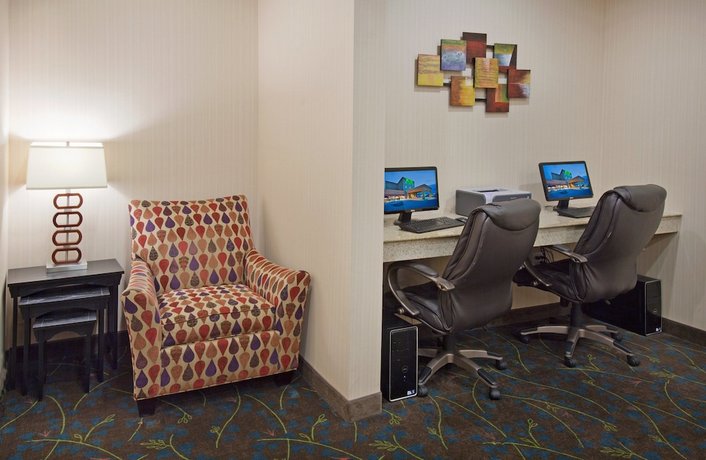 Holiday Inn Lincoln Southwest