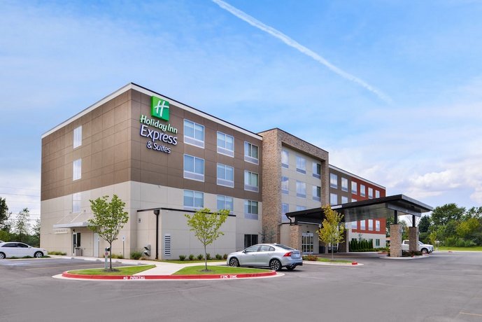 Holiday Inn Express & Suites - Siloam Springs