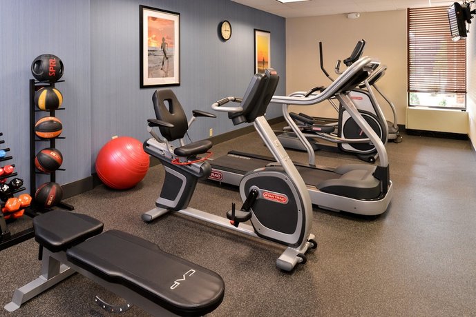 Holiday Inn Express Worcester