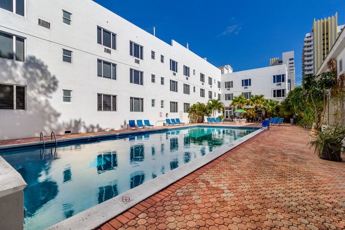 Tropics Hotel Miami Beach