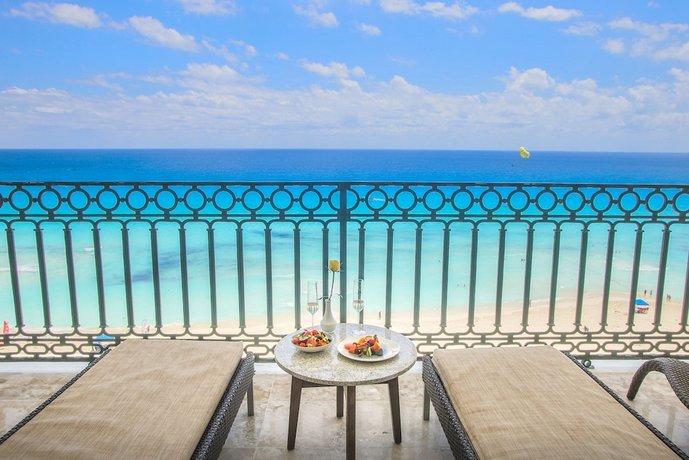 Sandos Cancun Lifestyle Resort