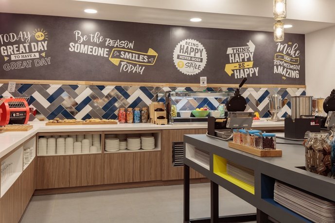 Hampton by Hilton Luton Airport