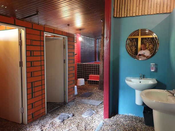 Super Hostel Pak Kret