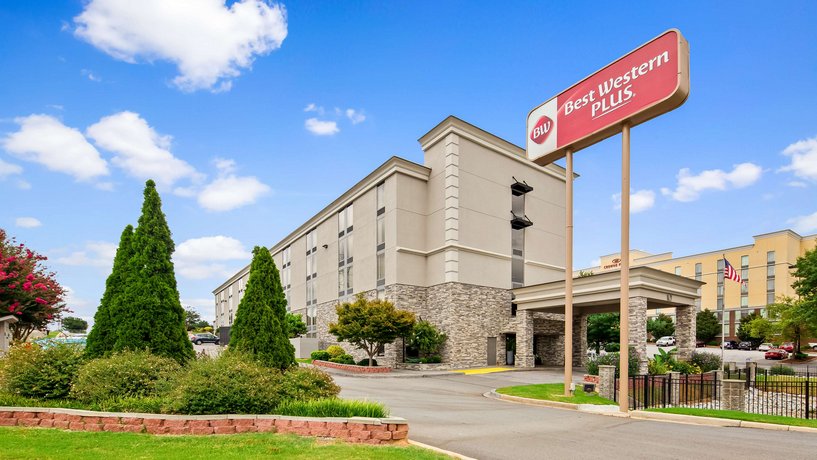 Best Western Plus Roper Mountain Road Inn & Suites