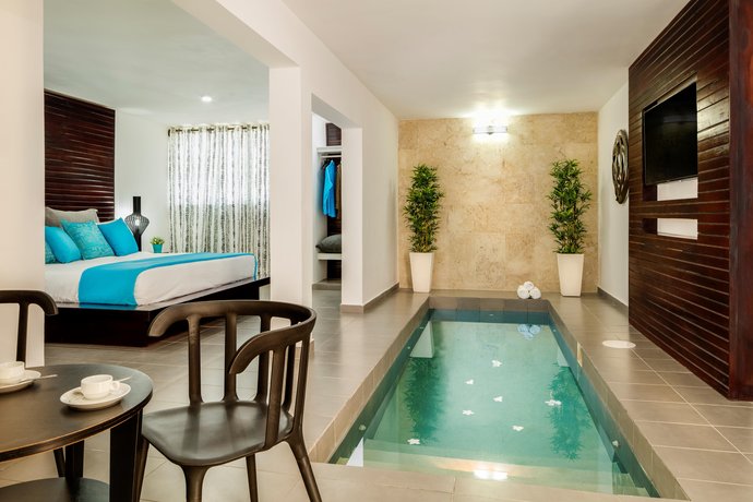 Ahnvee Luxury Boutique Hotel