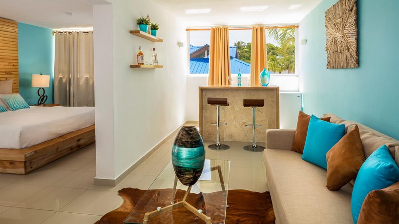 Ahnvee Luxury Boutique Hotel