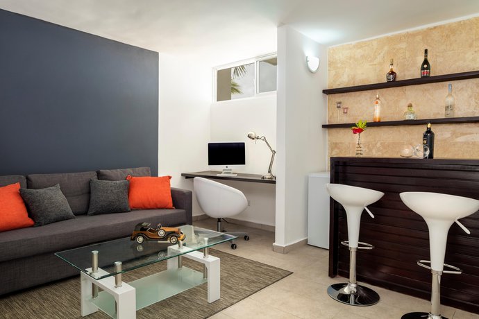 Ahnvee Luxury Boutique Hotel