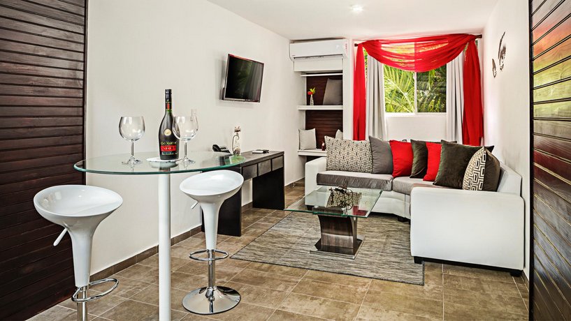 Ahnvee Luxury Boutique Hotel