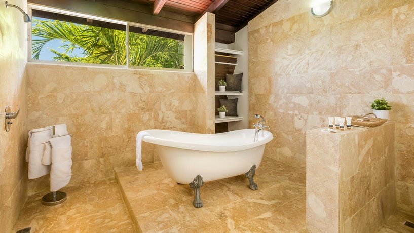 Ahnvee Luxury Boutique Hotel