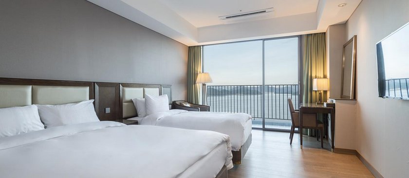 Stanford Hotel & Resort Tongyeong