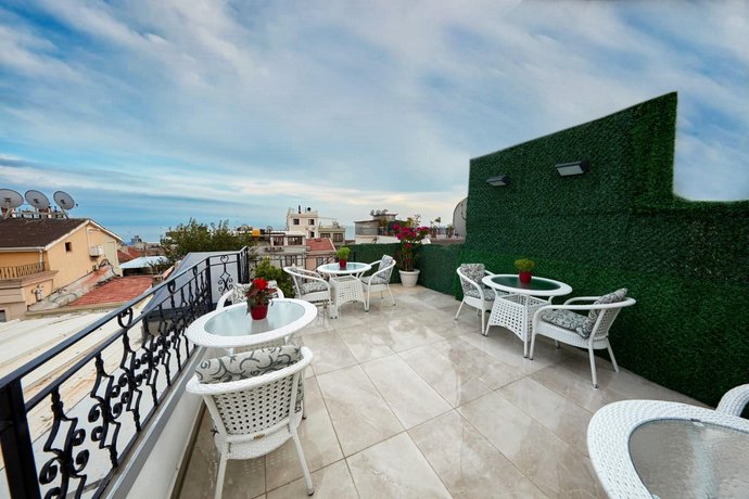 Albinas Hotel Old City
