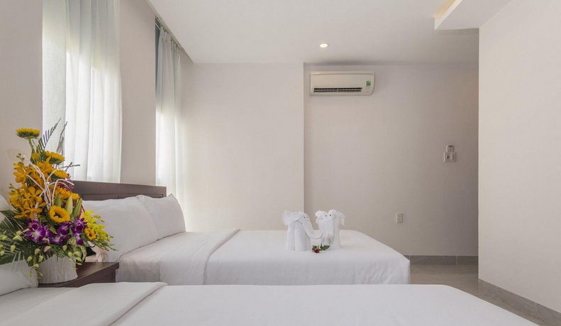 Azure Hotel Da Nang