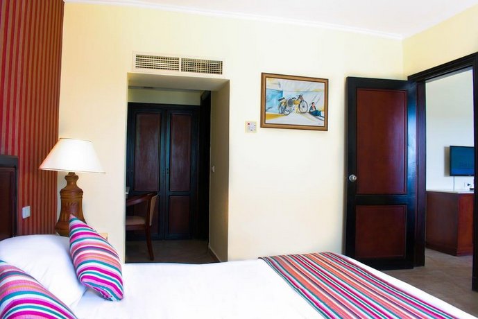 Parrotel Aquapark Resort