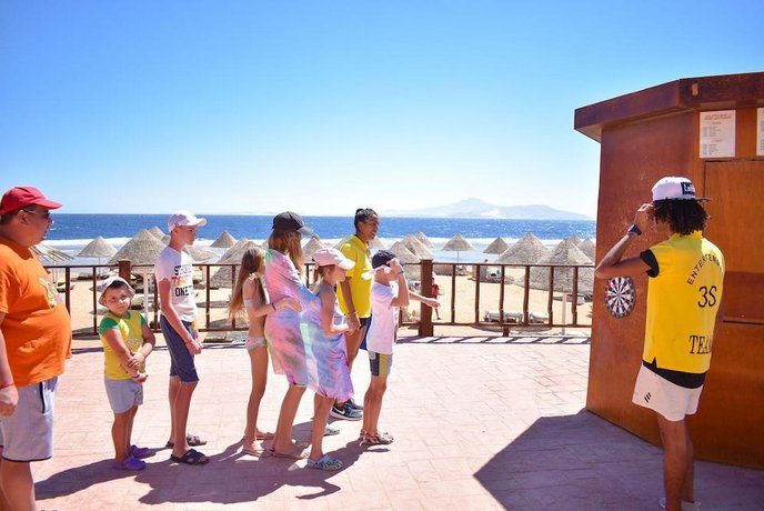 Parrotel Aquapark Resort