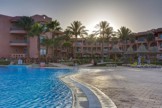 Parrotel Aquapark Resort