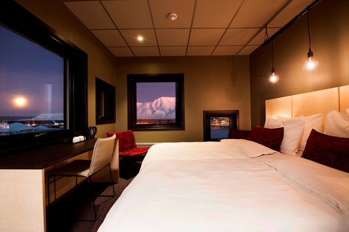 Svalbard Hotell The Vault