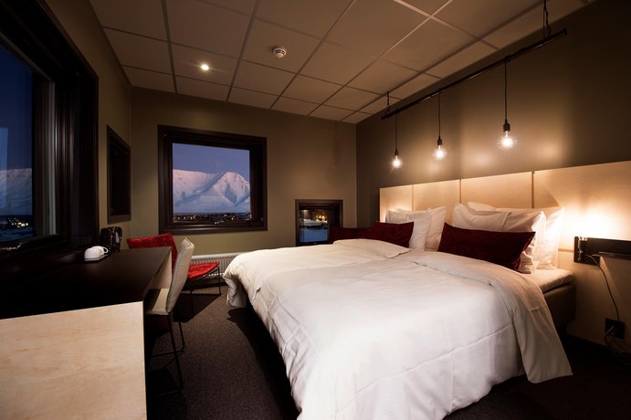Svalbard Hotell The Vault