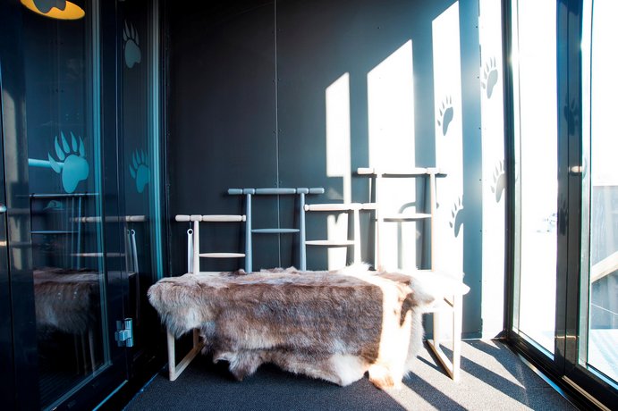 Svalbard Hotell The Vault
