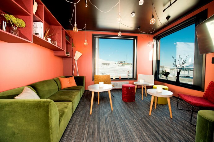 Svalbard Hotell The Vault