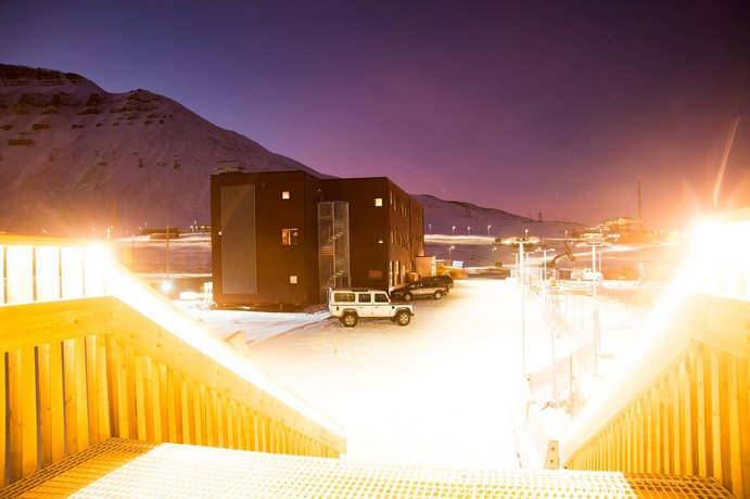 Svalbard Hotell The Vault