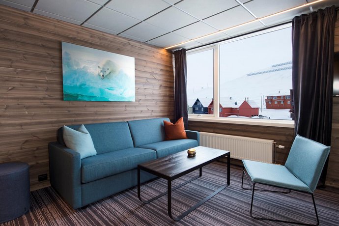 Svalbard Hotell Polfareren