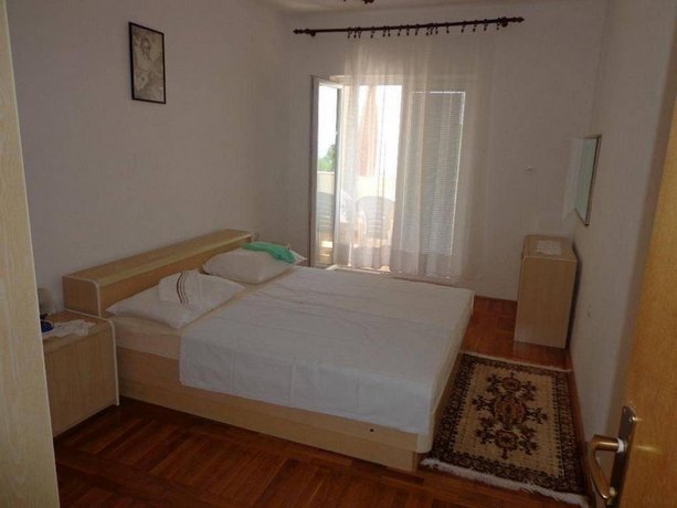Apartments Milijan