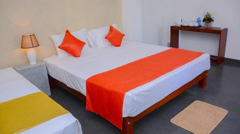 Hotel Star White - Negombo