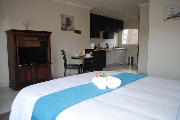 86 Edison Self Catering