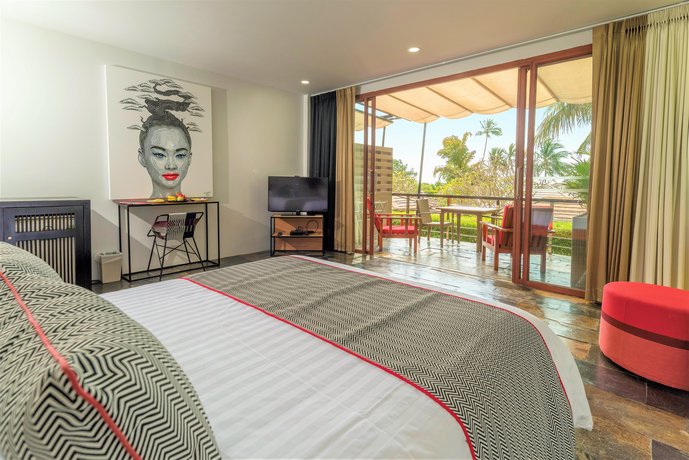 The Sunset Beach Resort & Spa Taling Ngam