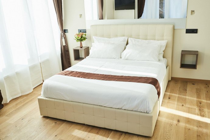 Aiello Rooms San Babila